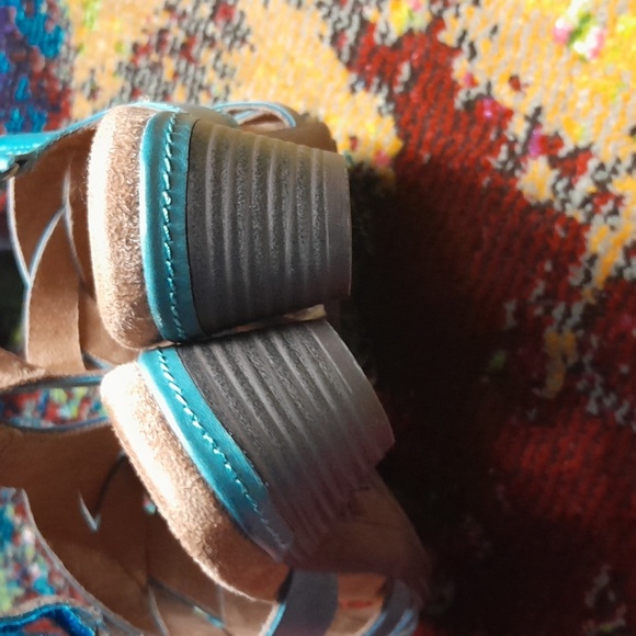 BEAUTIFUL COBB HILL WOMEN SANDALS - Picture 3 of 14